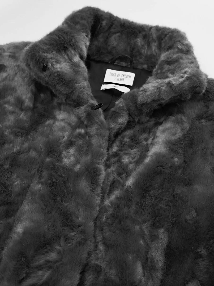 Beautiful Soft and Silky Finish Texture Fur-free Fur Coat