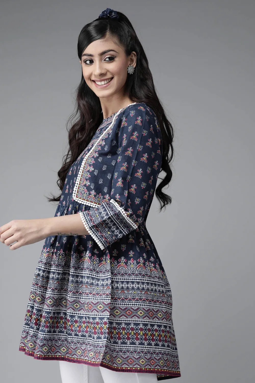 Jashvi Indigo cambric floral printed tunic