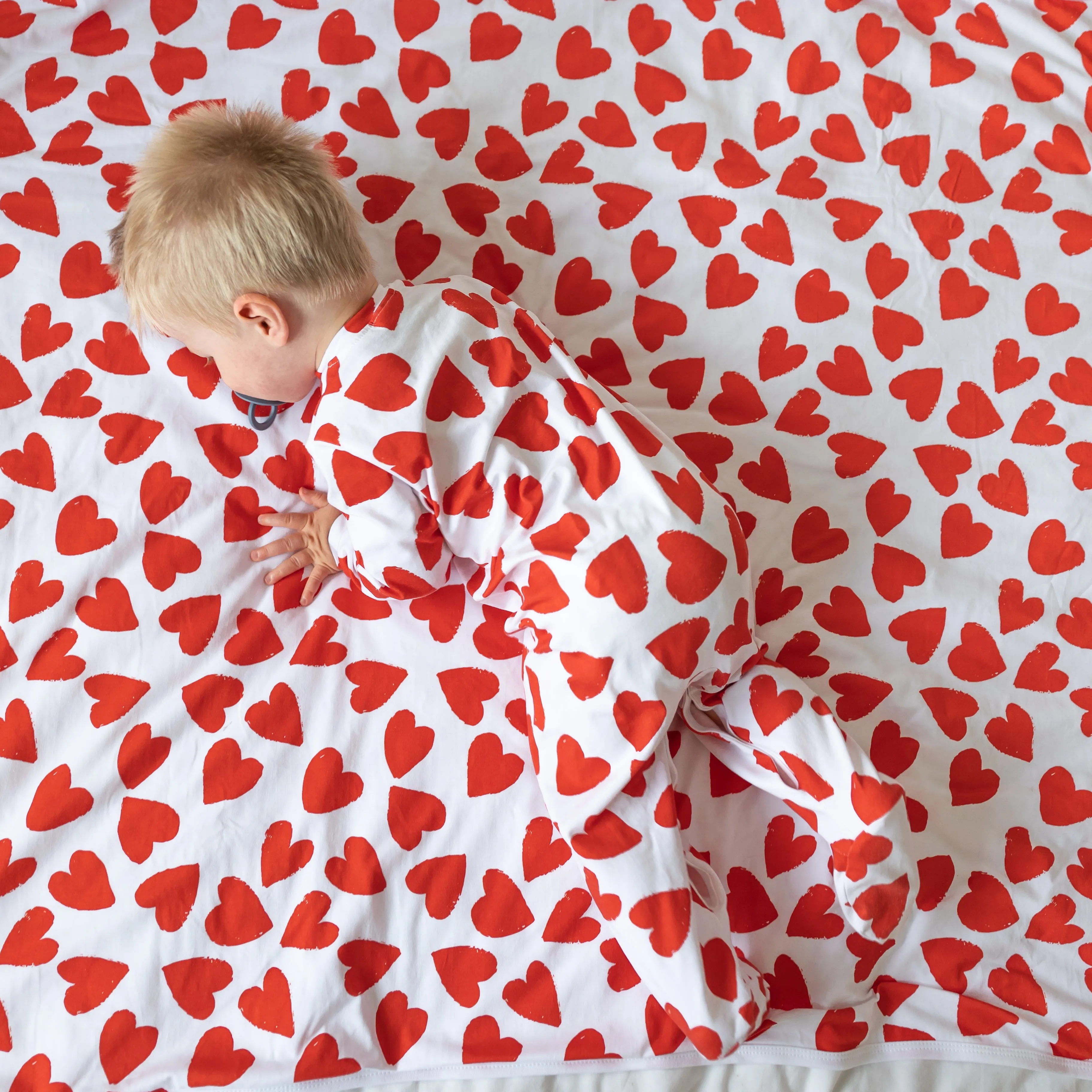 Love heart print blanket