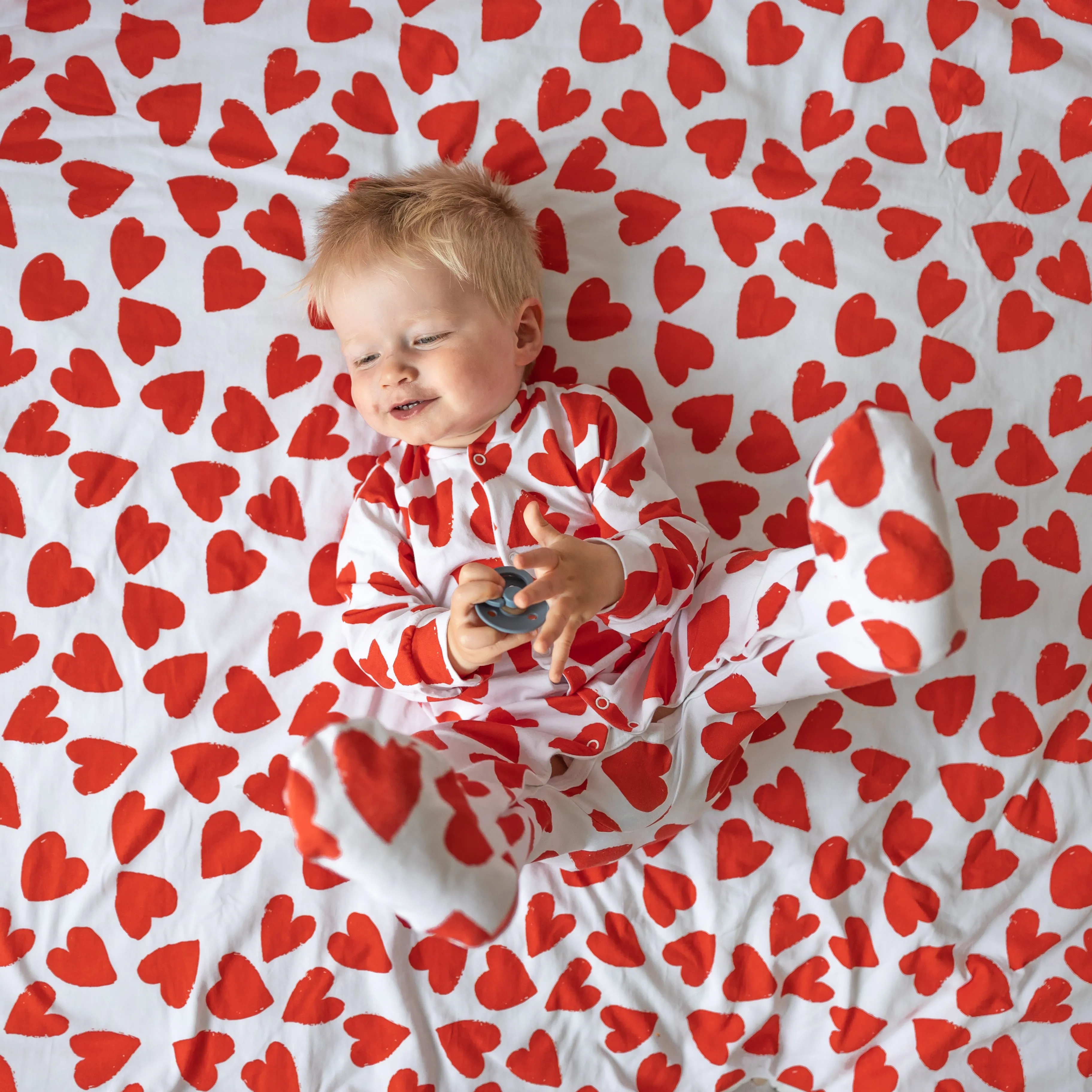 Love heart print blanket