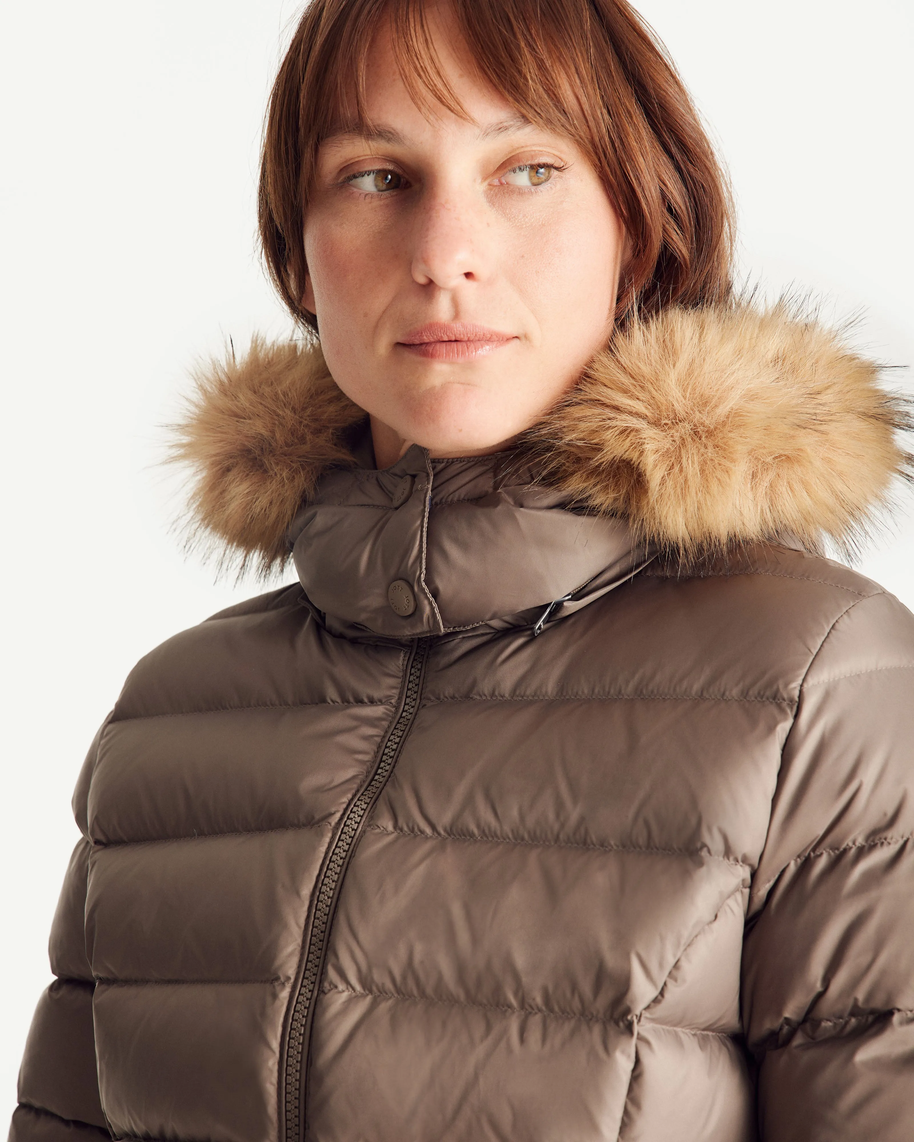 Luxe Extreme Cold hooded down jacket Taupe