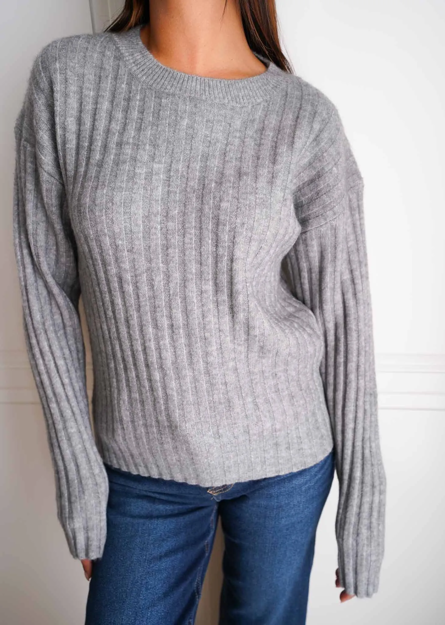 Snug Hug Crew Neck Ribbed Knit Sweater - Smoke