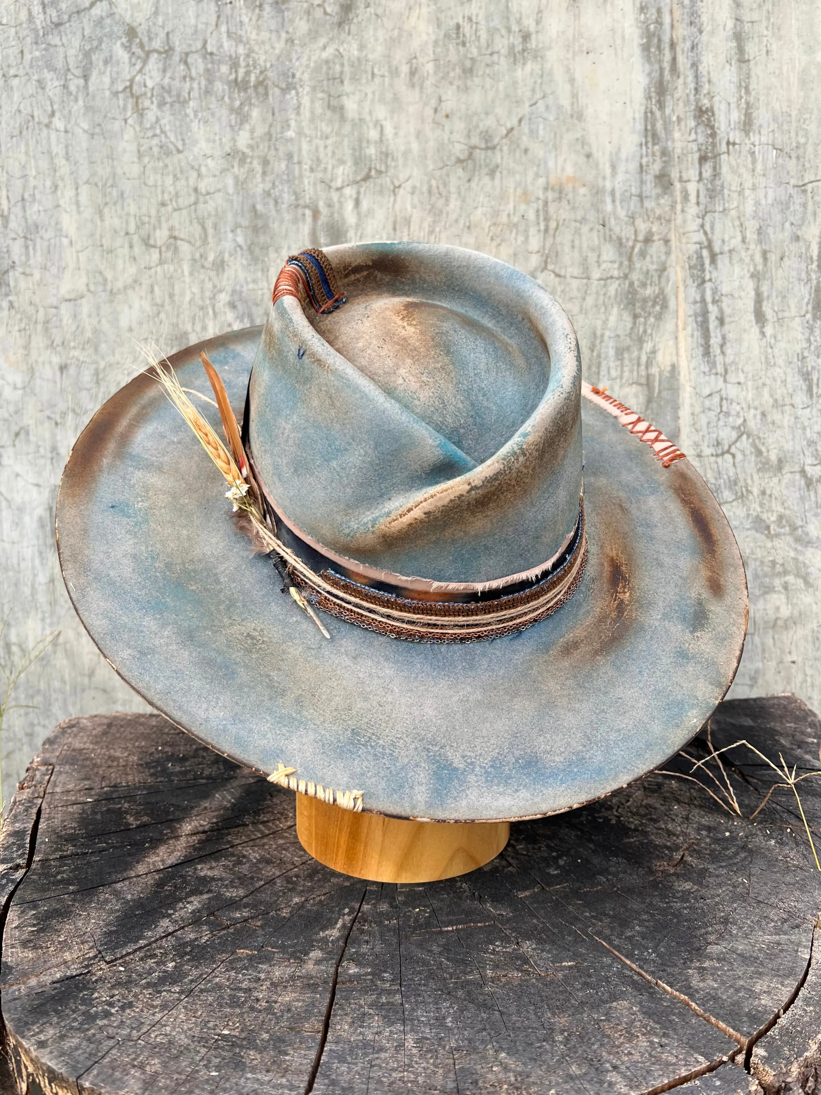 Tempered Teal Vintage Wide-Brimmed Felt Hat