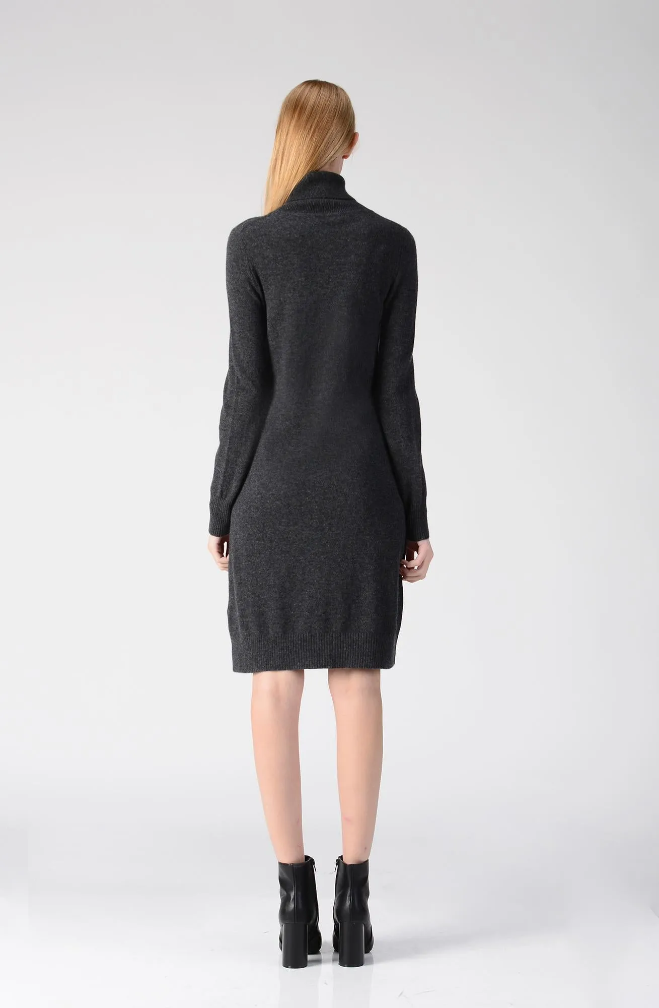 Turtleneck Slimfit Dress_Graphite