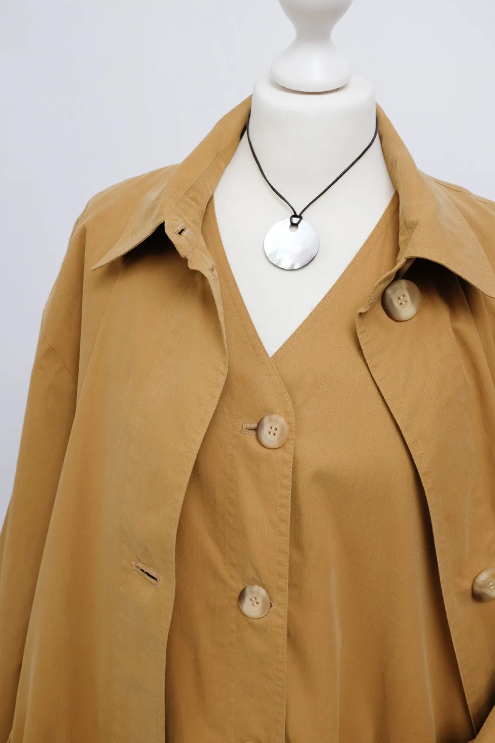 VEST VINTAGE BEIGE MAC TRENCH COAT